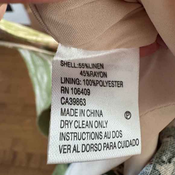 Tahari Sheath Dress Sleeveless Scoop Neck Midi Ptp 19” length 38” - Picture 8 of 8